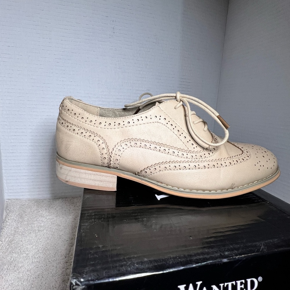 Wanted Babe Wing Tips size 9